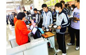 團餐雙屏刷臉收銀機：吉林市中(zhōng)小(xiǎo)學(xué)食堂項目