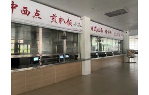 雙屏挂式臉卡碼消費機：韶關學(xué)院6個食堂團餐機項目